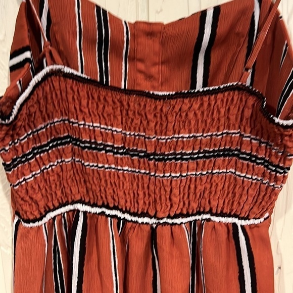 INSPIRED Hearts wide leg Jumpsuit size m - Picture 5 of 9